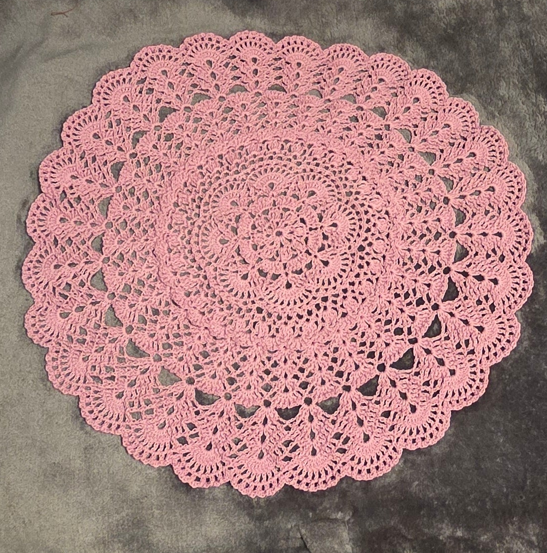 Cotton doily *Excellent*